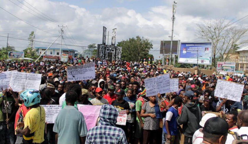 Aksi Orang Asli Papua di China soal Masalah Papua. (foto-berita-internasional)