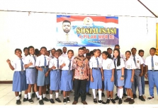 Kegiatan Sosilisasi  empat Pilar MPR RI yang berlangsung di SMU YPK Oikumene Manokwari Kabupaten Manokwari Provinsi Papua Barat pada tanggal 9 Februari 2020. 