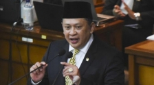 Ketua MPR RI, Bambang Sosatyo (foto-hariannasional.com)