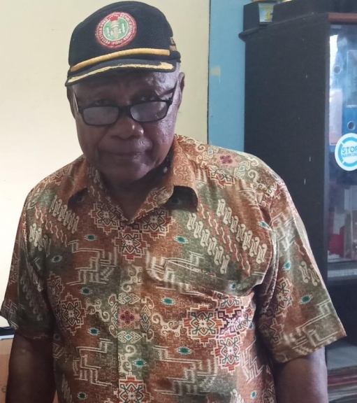 Ketua PGRI Papua Barat, Eli Wayoi. (Foto: Warpur)