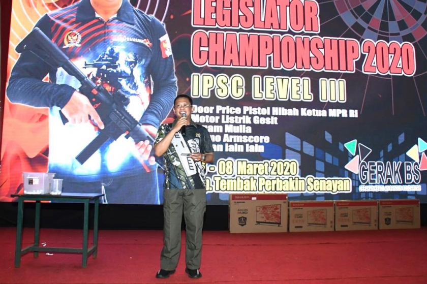 Ketua MPR RI, Bambang Soesatyo saat melontarkan kuis dengan dua pertanyaan seputar kebangsaan pada 7/3/2020. (Foto: Ist)