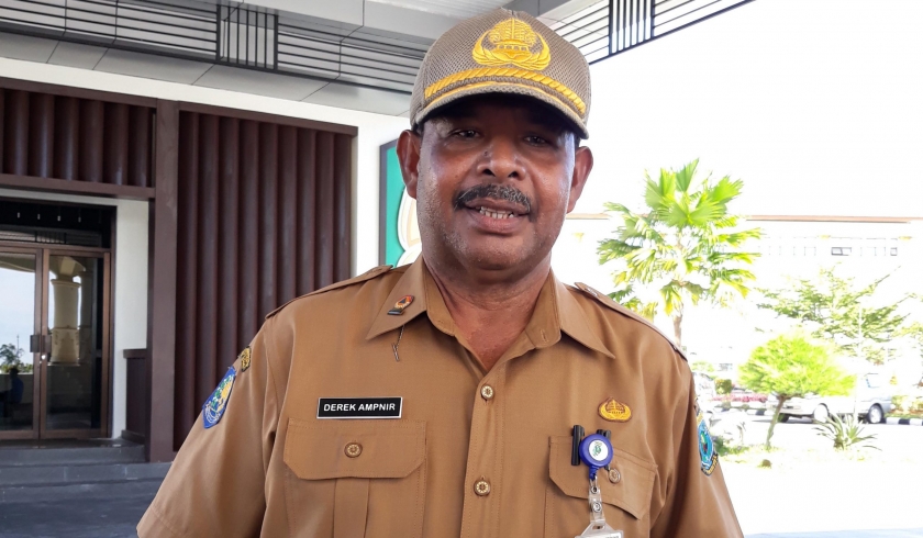 Derek Ampnir, Ketua Satgas Covid-2019 Papua Barat