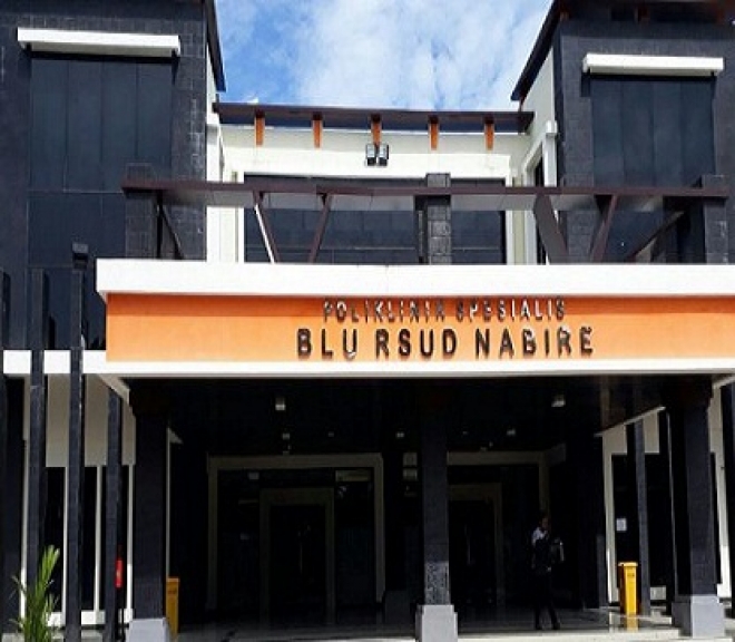 Rumah Sakit Nabire yang pernah dikunjungi Jokowi bersama Menteri Kesehatan Nila Moeloek tahun 2017, dengan bantuan 48 M untuk meningkatkan kualitas rumah sakit.