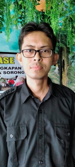 Ketua PWI Papua Barat, Bustam