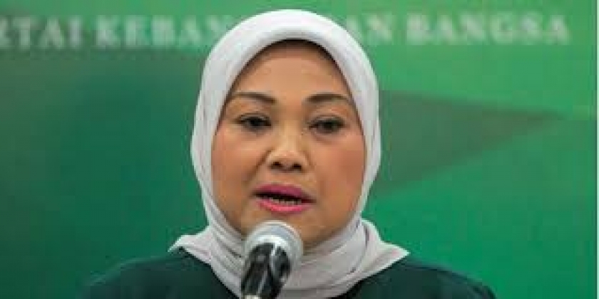 Dra. Hj. Ida Fauziyah, M.Si, Menteri Ketenagakerjaan RI