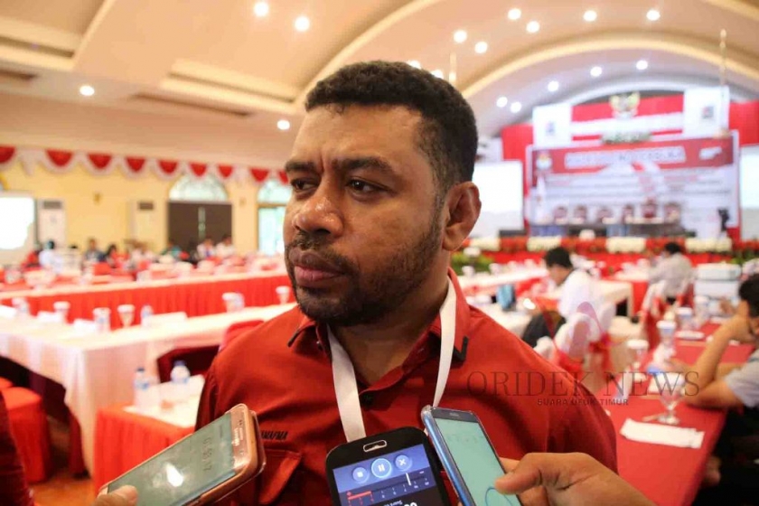 Dr. Filep Wamafma, S.H., M.Hum, anggota DPD RI daerah pemilihan Papua Barat 