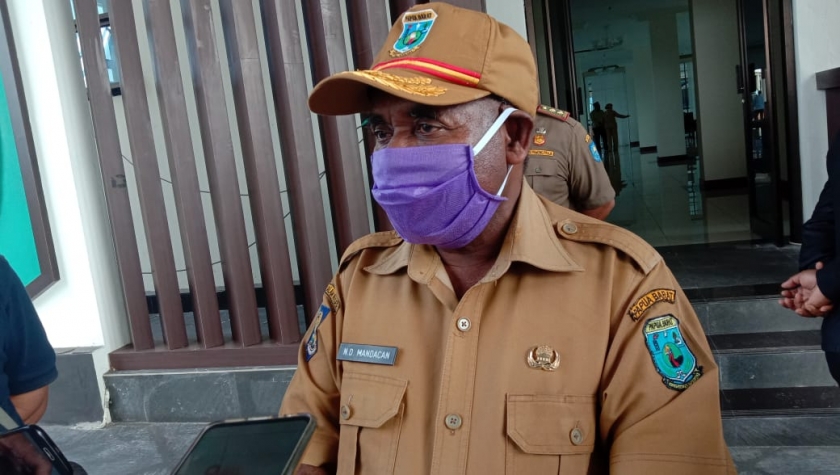 Sekda Papua Barat, Nataniel Mandacan