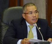 Achmad Hafisz Tohir, Anggota Komisi XI DPR RI