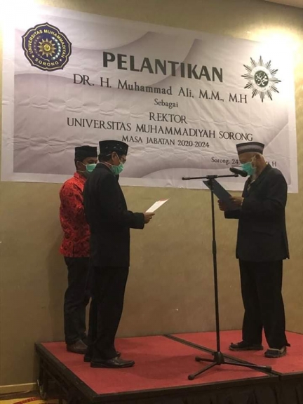 Pelantikan Rektor Universitas Muhammadiyah Sorong Dr. H. Muhammad Ali