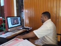 Dr. Filep Wamafma saat mengikuti rapat dengar pendapat bersama pimpinan DPD RI, Senin (20/4)