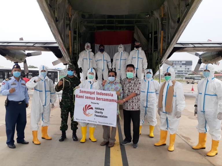 Pengiriman hibah alat-alat kesehatan untuk Indonesia menggunakan Pesawat Hercules TNI AU Rajawali 01 dari Bandara Internasional Phnom Penh (24/01/2020)