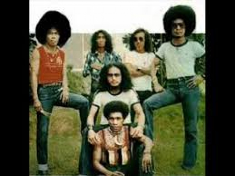 Black Brothers (1976), grup band beranggotakan delapan pemusik asal Papua. (Foto: ist)