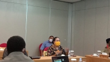 Anggota DPR Papua Barat, Albertina Mansim