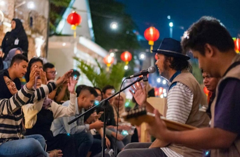 Gambar ilustrasi musisi jalanan (foto: ist)