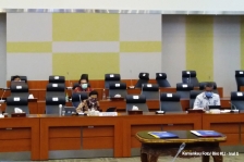 Sri Mulyani Indrawati dalam Rapat Kerja dengan Badan Anggaran (Banggar) DPR dengan agenda Penyampaian Rancangan Undang-Undang tentang Penetapan Perppu No 1 2020 secara teleconference pada Senin (04/05). (Foto: doc kemenkeu)