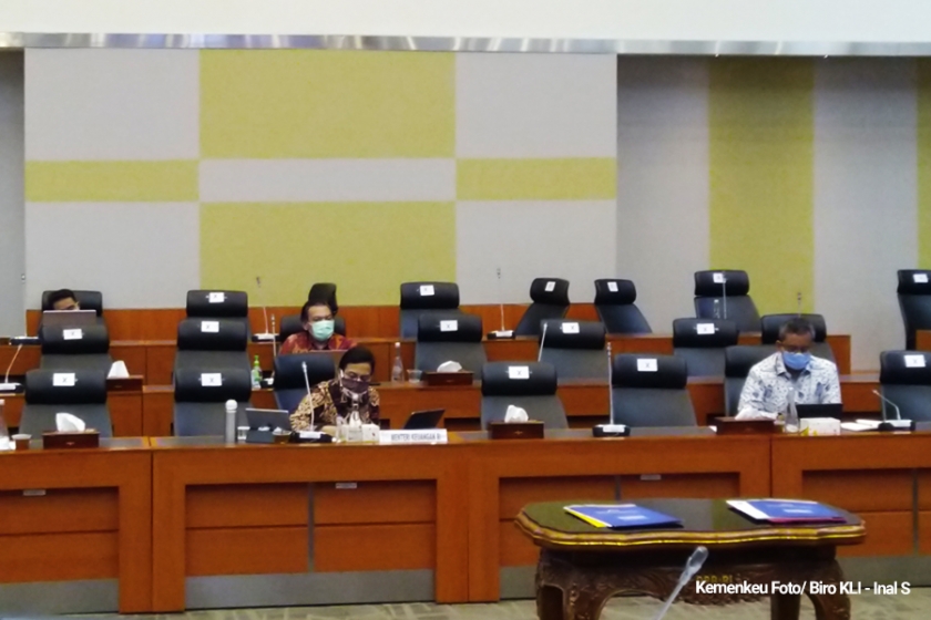 Sri Mulyani Indrawati dalam Rapat Kerja dengan Badan Anggaran (Banggar) DPR dengan agenda Penyampaian Rancangan Undang-Undang tentang Penetapan Perppu No 1 2020 secara teleconference pada Senin (04/05). (Foto: doc kemenkeu)