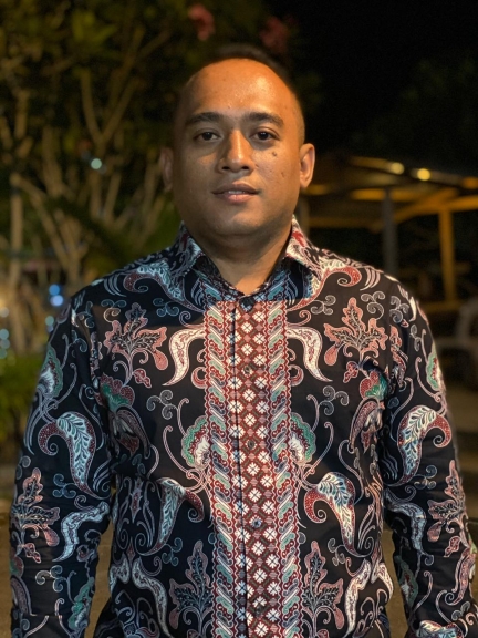 Kepala Distrik Yendidori, Yohanes Ayer S.IP.,M.SI