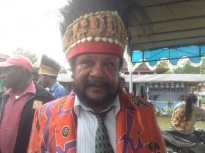 Ketua Dewan Adat Papua, Yan P. Yarangga (Foto: ist)