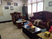 Dr. Filep Wamafma saat melakukan kunjungan kerja di kantor perwakilan Ombudsman RI bertemu Musa Sombuk, Rabu, 20/5/2020