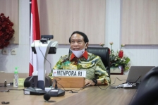 Menpora  memberikan sambutan pada pelantikan Perpani Periode 2018-2022 melalui video conference, Rabu (20/5) siang di Situation Room Lantai 9, Kemenpora.
