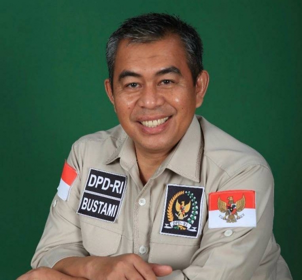  Bustami, wakil ketua Komite II DPD RI. 