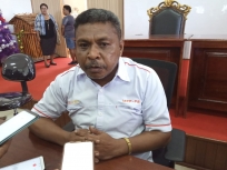 Ketua MRP-PB, Maxsi Nelson Ahoren