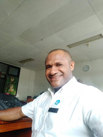 Ap Octoviaen Gerald B Kahipdana, peneliti sosial budaya dan masalah pendidikan Papua.