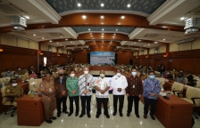 Penyerahan SK CPNS formasi 2018 di lingkungan Pemprov Papua bertempat di Sasana Karya Kantor Gubernur Dok II Jayapura, Selasa (9/3/2021). [Foto: Dok. Pemprov Papua]