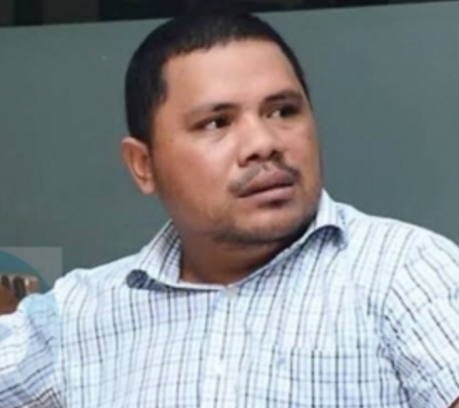 Sutopo Abdullah, Ketua Ikatan Alumni SMA Negeri 5 Kota Ternate. [Foto:Jaga Papua/ST]