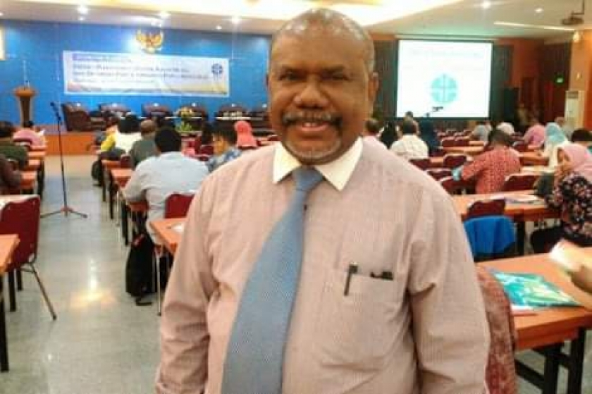 Direktur Eksekutif Lembaga Penelitian, Pengkajian dan Pengembangan Bantuan Hukum (LP3BH) Manokwari, Yan Christian Warinussy, SH. [Foto: ist]