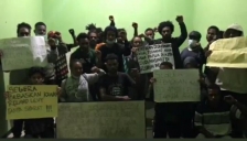 Aksi Aliansi mahasiswa Papua di Kota Malang,  Selasa (16/3). [Foto: ist]