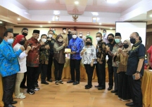 Komite IV DPD RI saat melaksanakan kegiatan kunjungan kerja (Kunker) ke Provinsi Papua Barat, Minggu, (21/ 03/2021). [Foto: Dok. DPD RI]