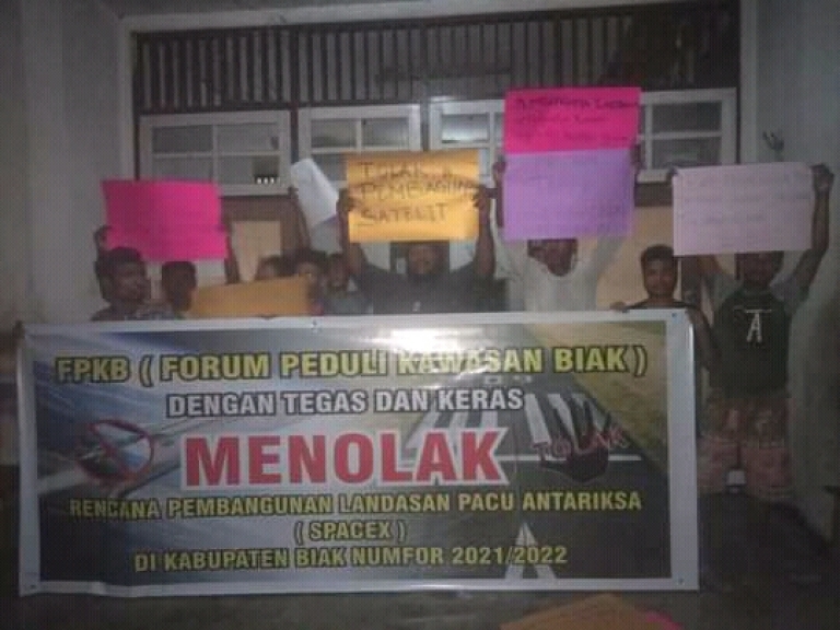 Forum Peduli Kawasan Biak (FPKB) menolak keras rencana pembangunan landasan pacu antariksa SpaceX. [Foto: ist]
