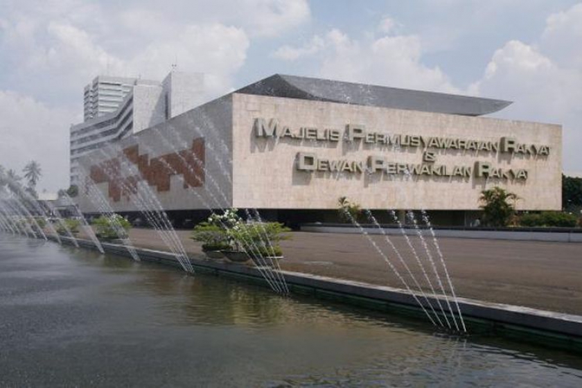 Gedung MPR RI. (foto-kompas.com)