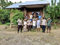 Polresta Jayapura Kota melaksanakan sosialisasi kamtibmas Operasi Bina Kusuma Matoa 2021 dengan meyambangi tokoh masyarakat dan adat, Sabtu (18/3). [Foto: Dok. Humas Polri]
