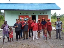 Salah satu lokasi KKN STIH Manokwari yang dikunjungi oleh Ketua STIH Manokwari Dr. Filep Wamafma, SH., M.Hum. [Foto: WRP]