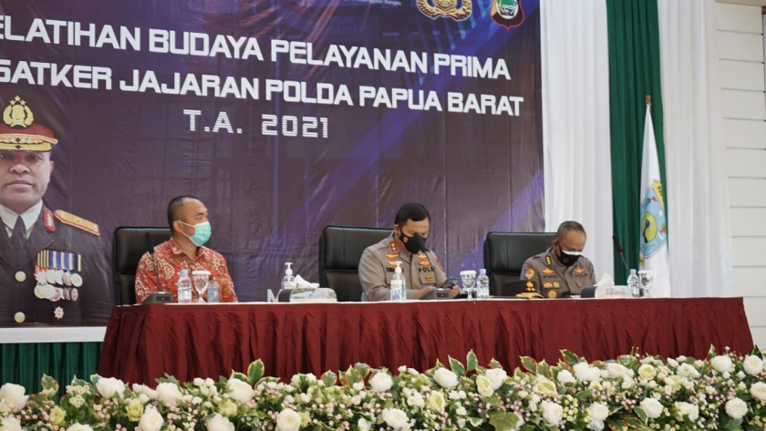 Pelatihan Budaya Pelayanan Prima Satker Jajaran Polda Papua Barat T.A. 2021. [Foto: Rolly]