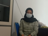 Kepala Bagian Ekonomi Pemerintah Kota Ternate, Nursana Somadayo di ruang kerjanya, Rabu (24/3). [Foto: KJ]