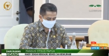 Teddy Setiadi saat membacakan pandangan PKS melalui siaran langsung TV Parlemen DPR RI, Kamis (8/4/2021).  [Foto: Tangkapan layar TV Parlemen]