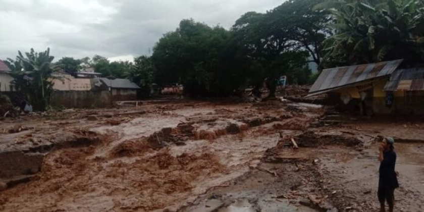 Tanah Longsor yang Melanda Provinsi Nusa Tenggara Timur (NTT). [Foto: Istimewa]