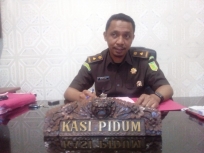 Kasi Pidum Kejaksaan Negeri Manokwari, Roberto Sohilait, SH. [Foto: JP/Rolly]