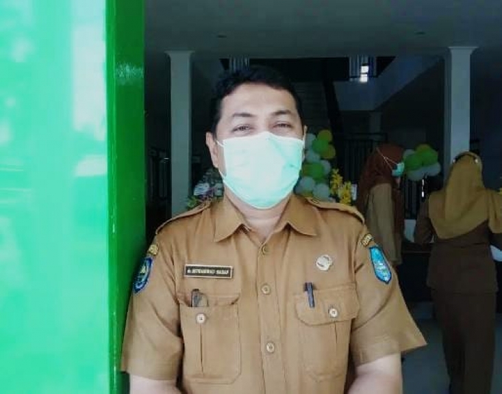 Direktur Rumah Sakit Kota Ternate, Muhammad Sagaf. [Foto: poskomalut.com]