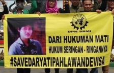 Dukungan terhadap pekerja migran Indonesia, Daryati, agar bebas dari hukuman mati. [Foto: Istimewa]