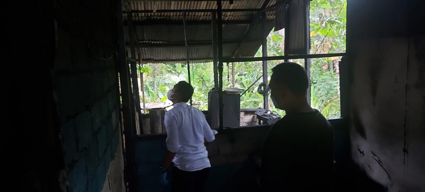 Dua balita meninggal dunia dalam Insiden Kebakaran di Mulyono Manokwari. [Foto: JP/Rolly]