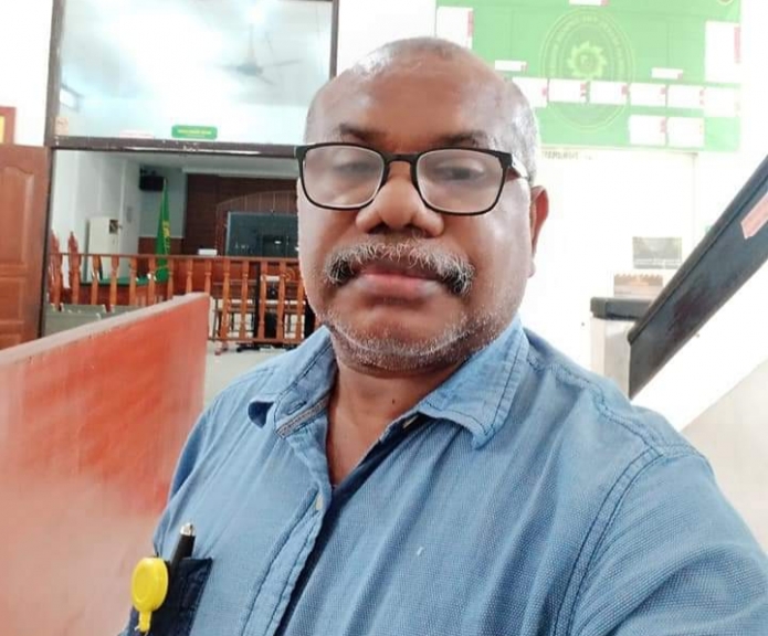 Direktur Eksekutif Lembaga Penelitian, Pengkajian dan Pengembangan Bantuan Hukum (LP3BH) Manokwari, Yan Christian Warinussy, SH. [Foto: WRP]