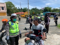 Satgas KRYD Polda Papua Barat Imbau Masyarakat Taati Prokes dan Lalu Lintas. [Foto: ist]