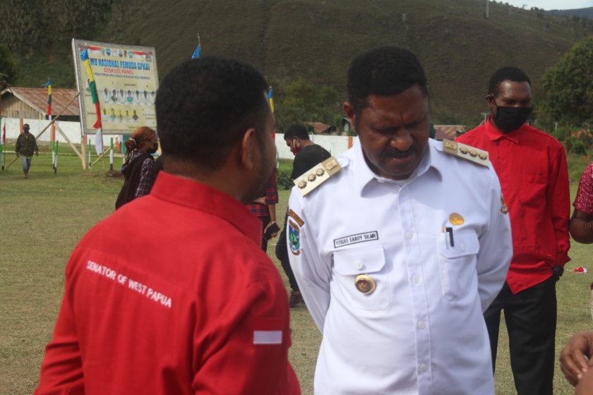 Kisah Yosias Saroy dan Filep Wamafma Pernah Gagal Tes CPNS. [Foto: WRP]