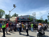 Satgas KRYD Amankan Demonstrasi Tuntut Kebebasan Victor di Manokwari. [Foto: Humas Polri]