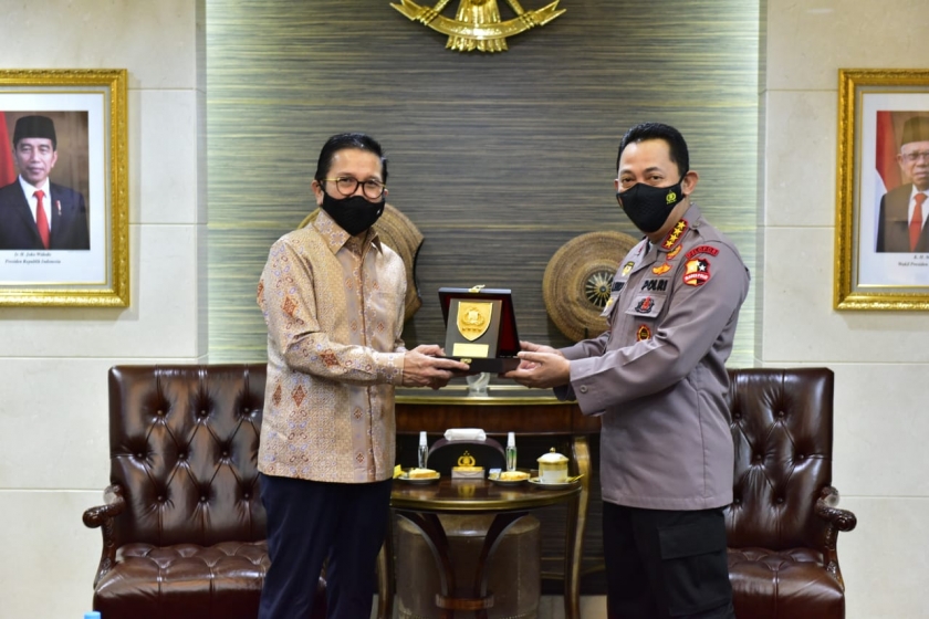 Kapolri Minta PT Freeport Berpartisipasi Aktif Bangun Papua. [Foto: Humas Polri]