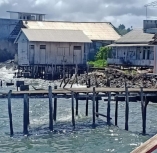 Kondisi Talud Penahan Ombak di Pesisir Pantai Tanah Abang Labuha Bacan, Halmahera Selatan (Halsel).  [Foto: Dok. Warga Tanah Abang Labuha]